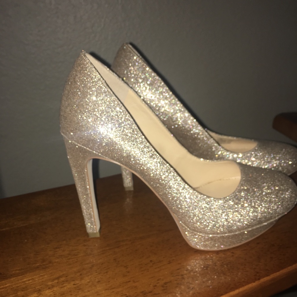 Gianni Bino Gold Heels